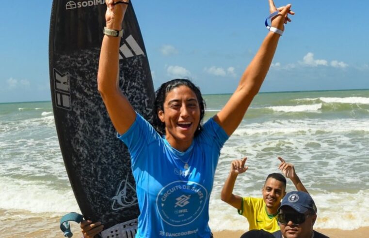 Daniella Rosas conquista el campeonato de surf QS 4000 de Brasil