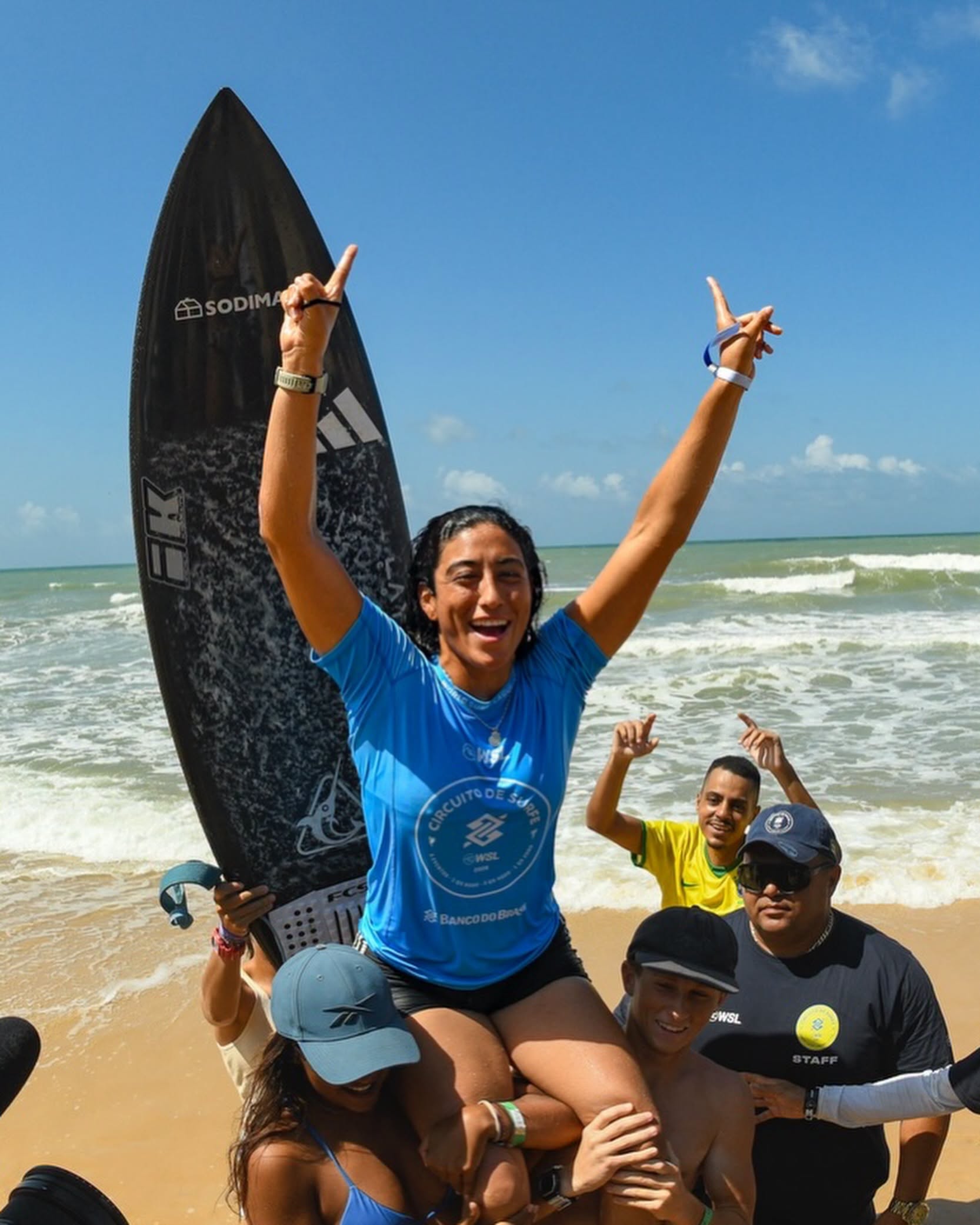 Daniella Rosas conquista el campeonato de surf QS 4000 de Brasil