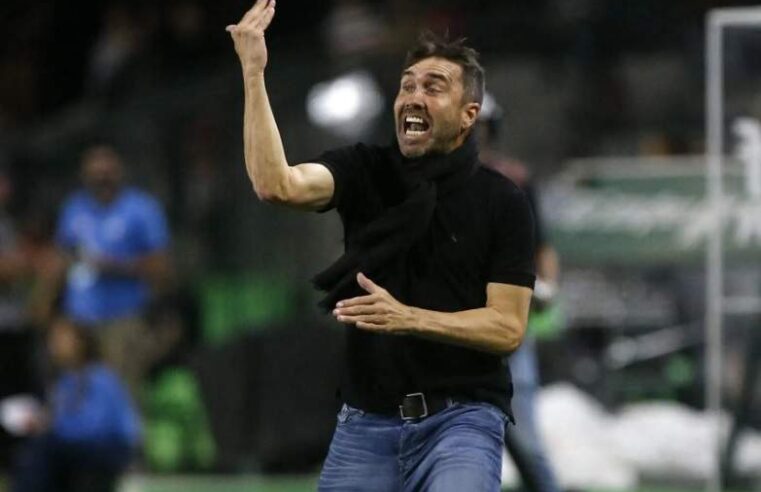 River Plate profundiza su crisis y renuncia Coudet