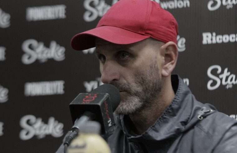 Rondelli: «Para mí el equipo juega bien, no cuestionaré a los hinchas»