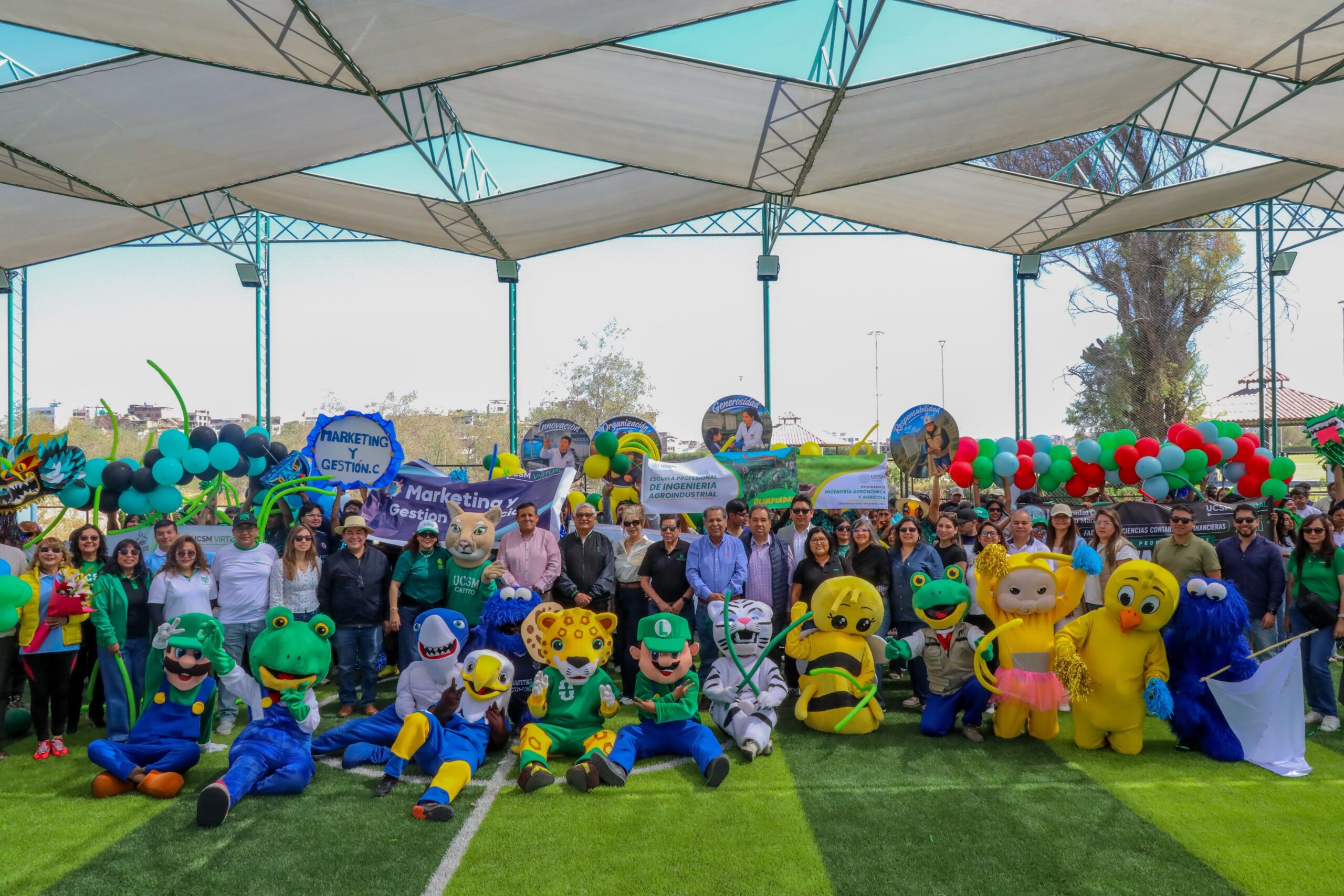 Más de 500 alumnos celebran gran jornada de identidad y compañerismo