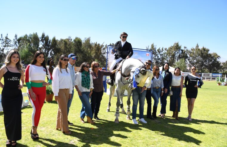 Julián Duprat ganador del concurso ecuestre «Ciudad de Arequipa»