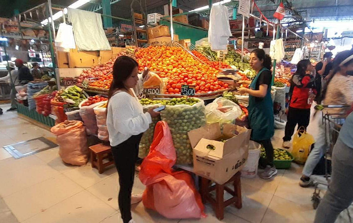 Alimentos llegan más caros a mercados de Arequipa tras bloqueo de Panamericana Sur