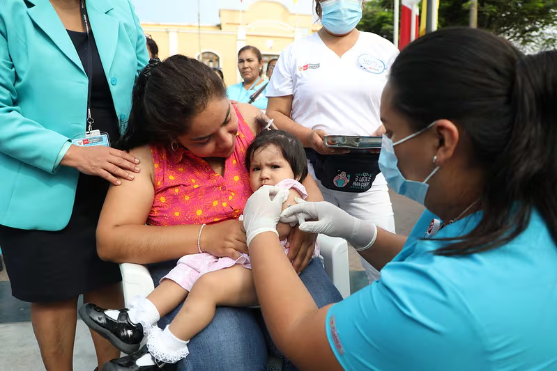Arequipa registra menos del 50% de avance en vacunación contra sarampión
