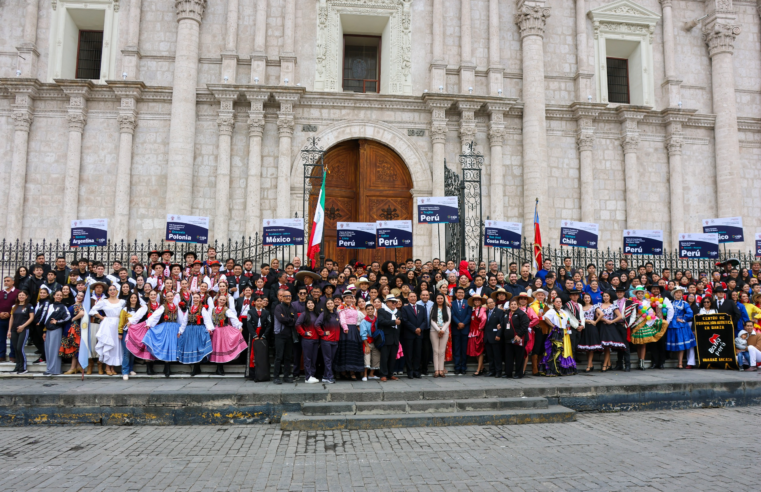 Festidanza despliega el folclore del mundo en Arequipa