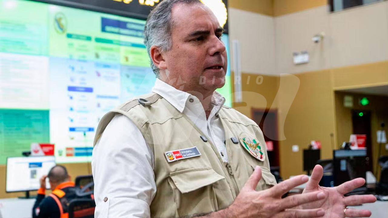 Ministro de Defensa supervisará respuesta ante lluvias en el sur