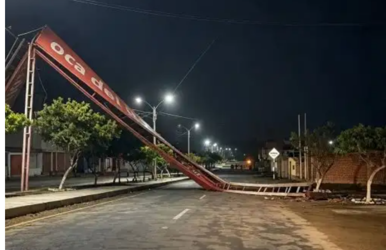 Distribuye ayuda tras fuertes vientos y suspende clases en Jorge Basadre