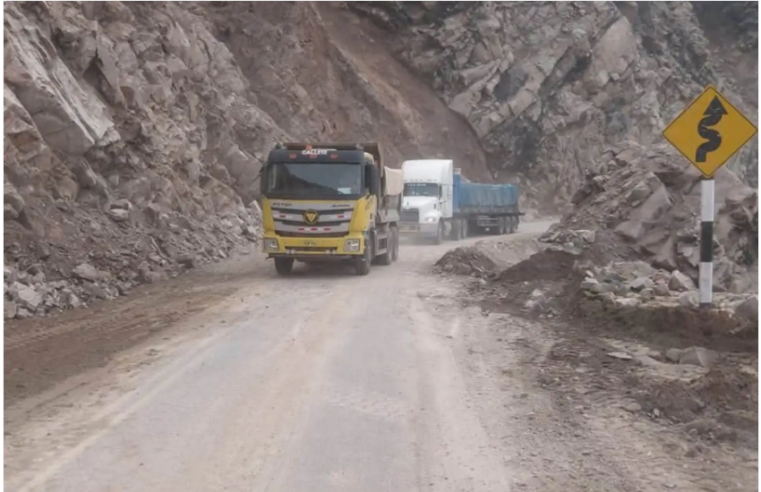 Panamericana Sur: tránsito restringido continúa entre Atico y Ocoña por derrumbes
