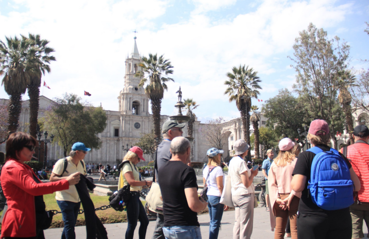 Arequipa proyecta recibir hasta 23 mil turistas durante septiembre