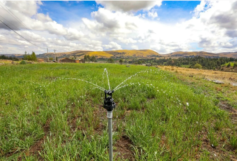 Impulsan riego tecnificado para fortalecer el agro familiar