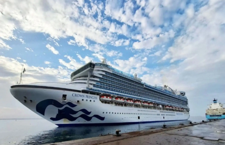 Crown Princess inicia temporada de cruceros con casi 4 mil pasajeros y tripulantes