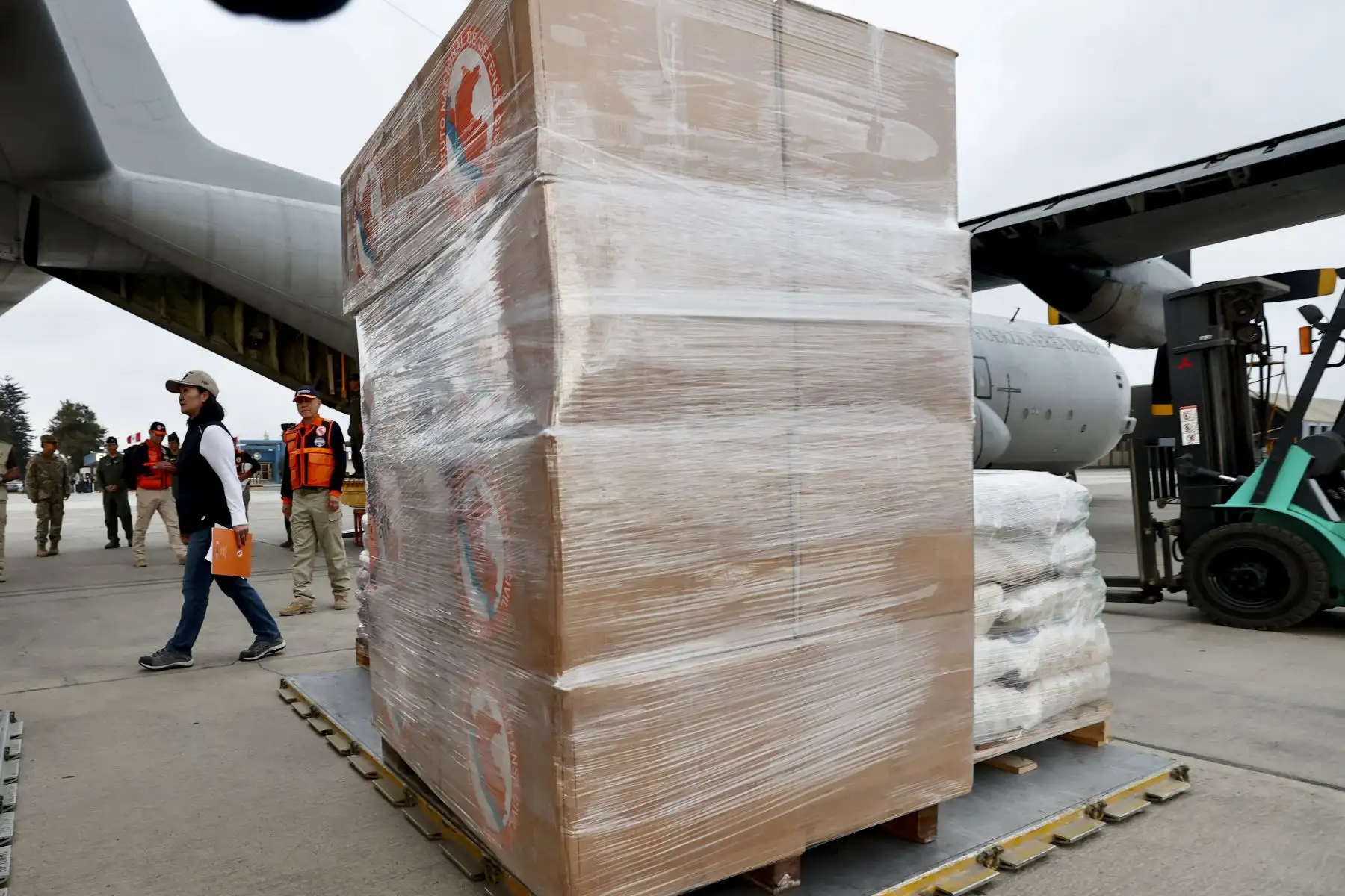 Perú envía 12.5 toneladas de ayuda humanitaria a Colombia tras terremoto