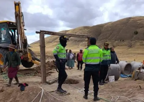 Dos trabajadores mueren asfixiados durante excavación de pozo de agua