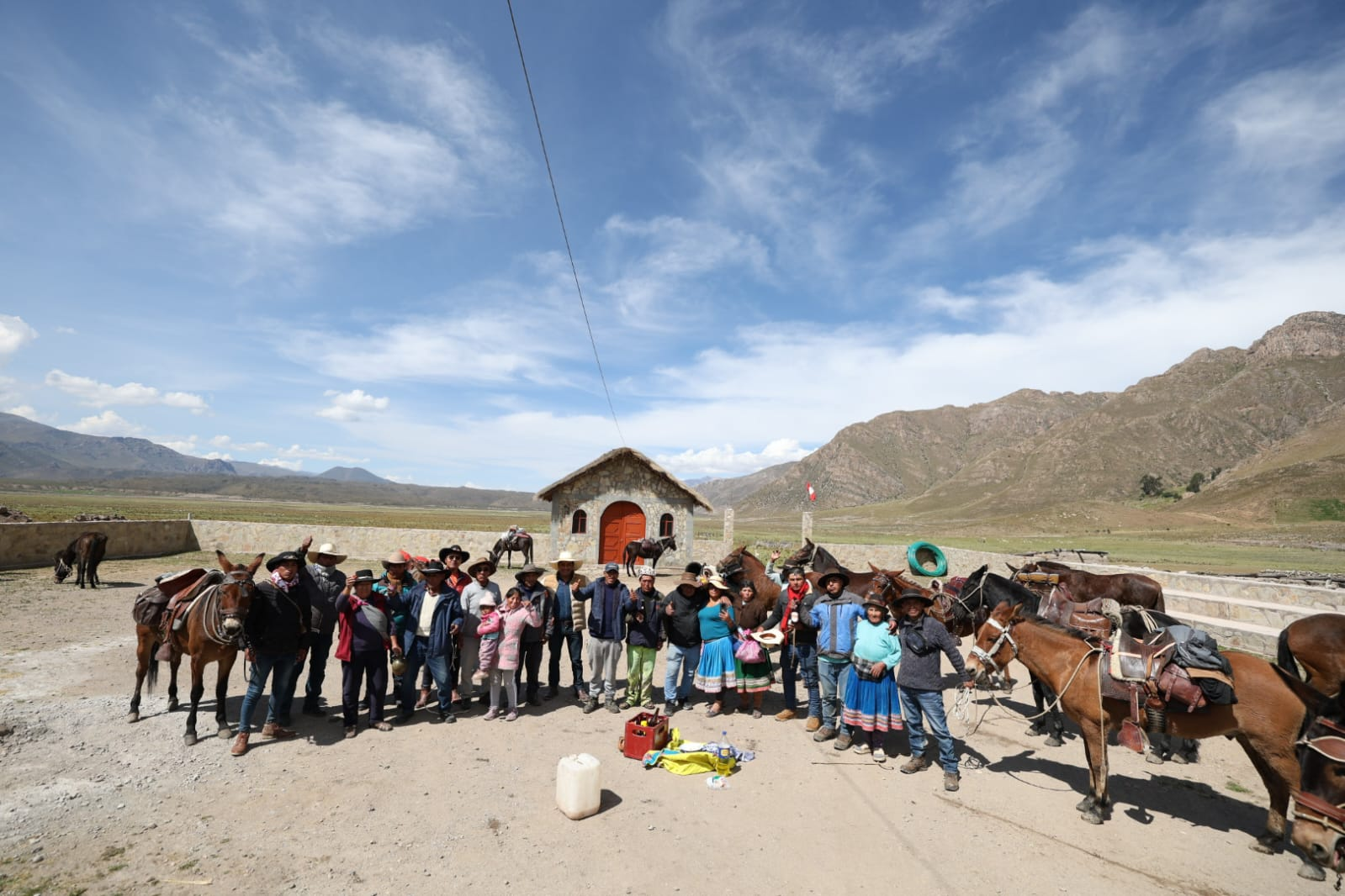 Arrieros reviven ruta ancestral con caminata de 20 días a Chumbivilcas.