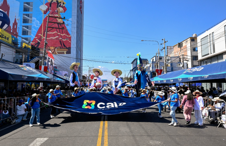 Caja Arequipa gana el premio mejor delegación en el Corso de la Amistad