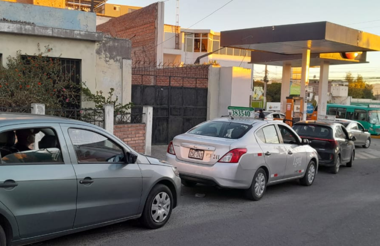 Arequipa enfrenta riesgo de desabastecimiento de GLP por bloqueo de la Panamericana Sur