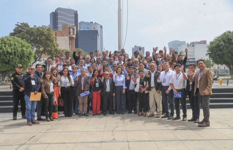 Transportistas descartan paro del 25 de agosto tras reunión con el Ejecutivo