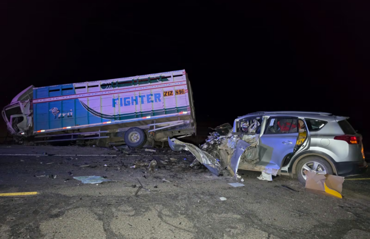 Cuatro fallecidos deja choque entre camión y camioneta en vía Juliaca-Cusco