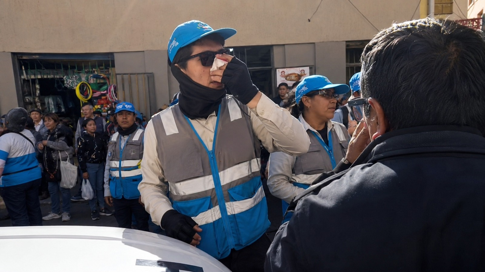 Detienen a varón por agredir a inspector de tránsito
