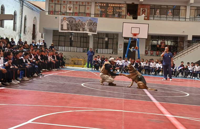 Capacitan a 400 escolares de Arequipa en tenencia responsable de mascotas