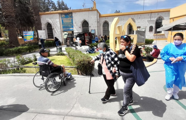 Hospital Goyeneche requiere duplicar personal de enfermería para cubrir su demanda asistencial