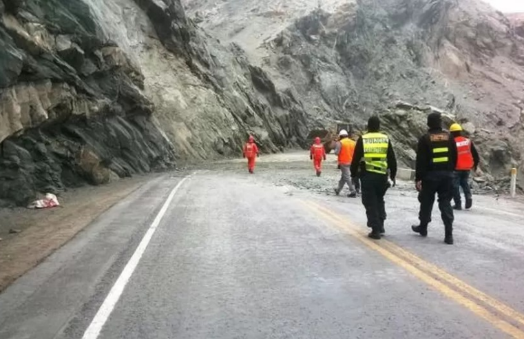 Panamericana Sur recupera sus dos carriles tras una semana de restricciones por huaicos