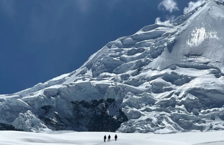 Perú perdió 59 % de sus glaciares en 6 décadas y aumentan riesgo de aluviones