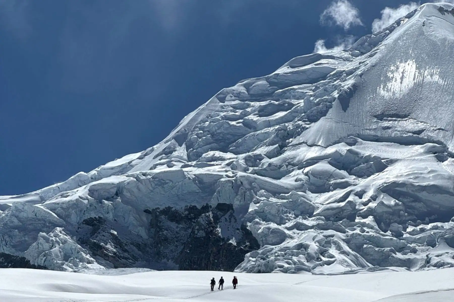 Perú perdió 59 % de sus glaciares en 6 décadas y aumentan riesgo de aluviones