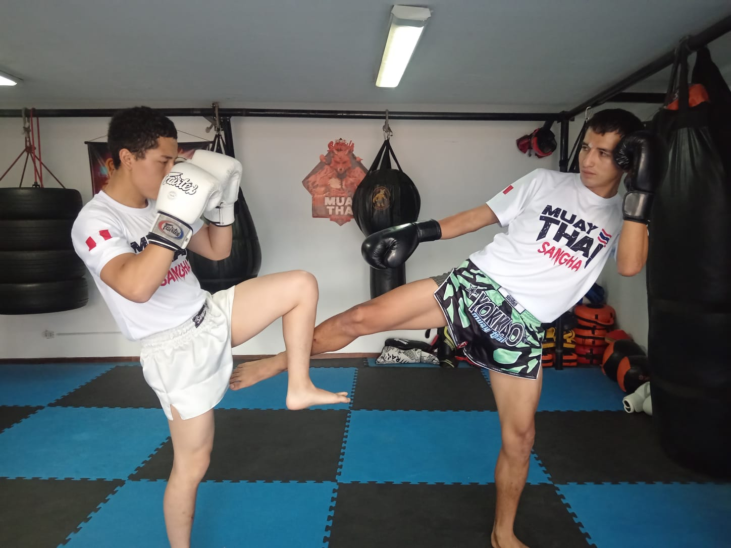El Muay Thai como motor de resiliencia y disciplina desde la infancia hasta la adultez