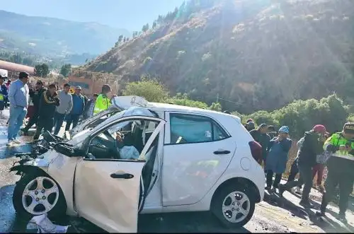 Accidente en la vía Cusco–Arequipa deja una mujer fallecida