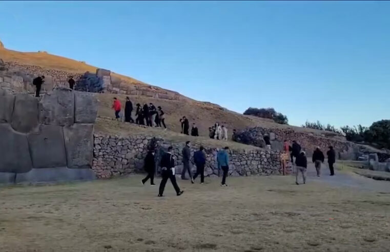 Comisión del Vaticano vuelve a Sacsayhuamán para evaluar misa del papa León XIV