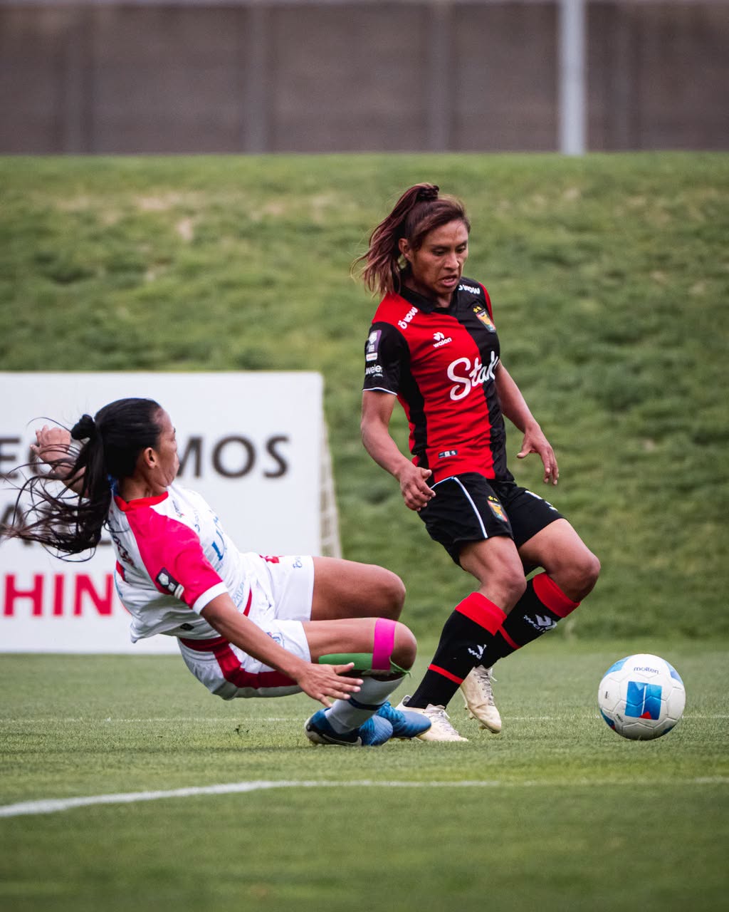 Raquel Bilcape goleadora del FBC Melgar con 41 tantos
