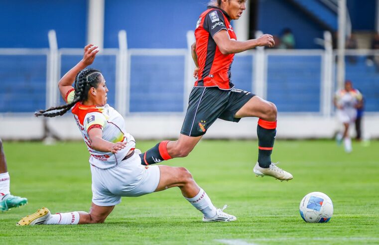 Las «Leonas» del FBC Melgar aplastaron a Andahuaylas en su casa