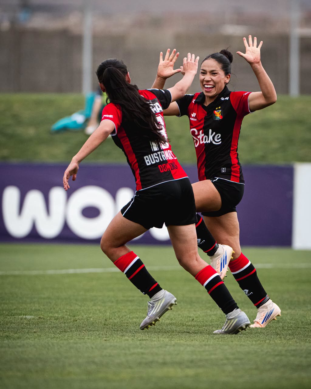 El FBC Melgar Femenino ganó con susto 2-1 a Carlos Mannucci