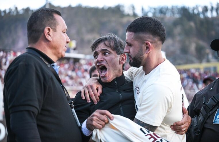 Fabián Bustos no podrá dirigir a la U ante el FBC Melgar