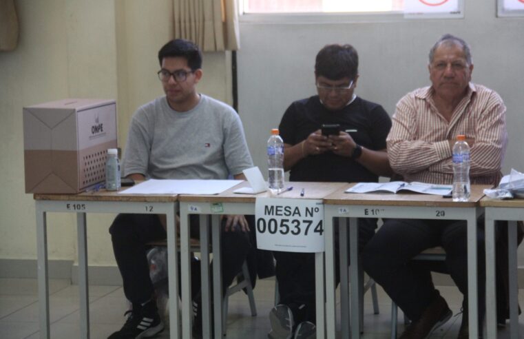 Miembros de mesa deben estar a las 6:00 horas en locales de votación