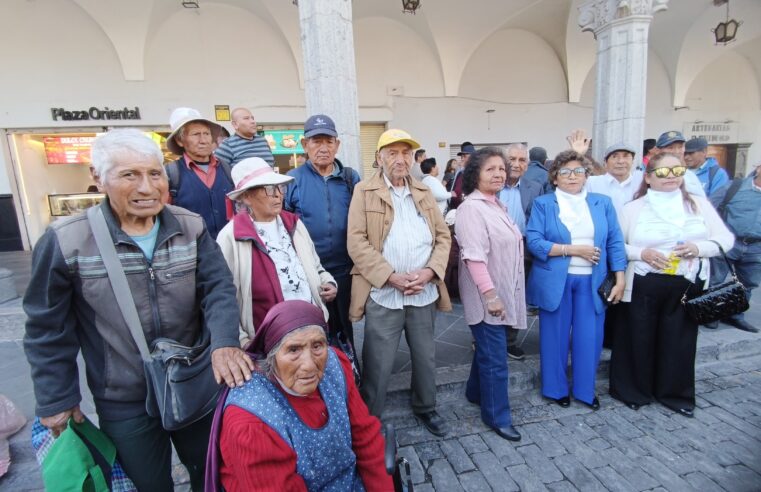 Arequipa envejece sin pensión: el reclamo de miles de adultos mayores olvidados