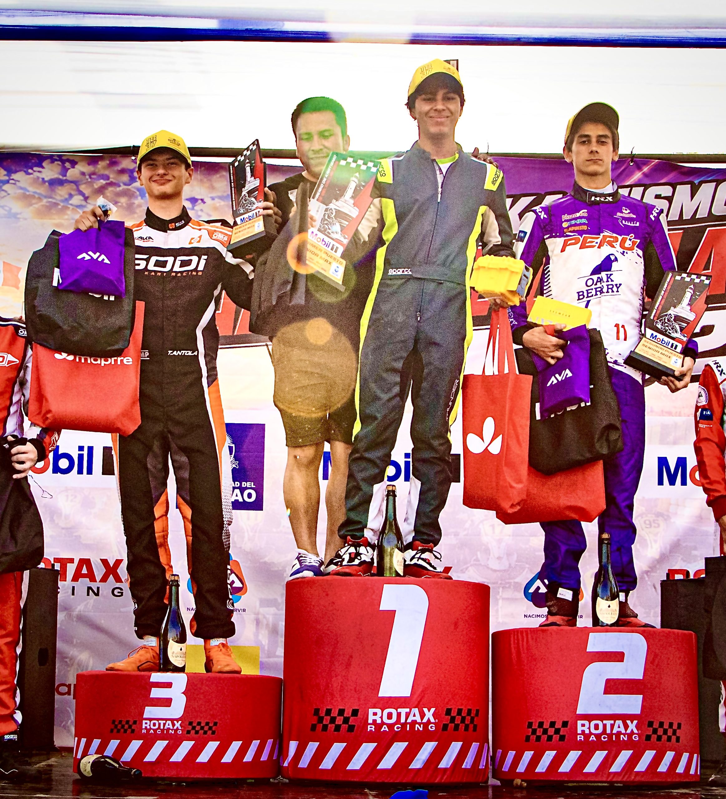 Santiago Alarcón hizo historia en torneo de kartismo callejero en El Callao
