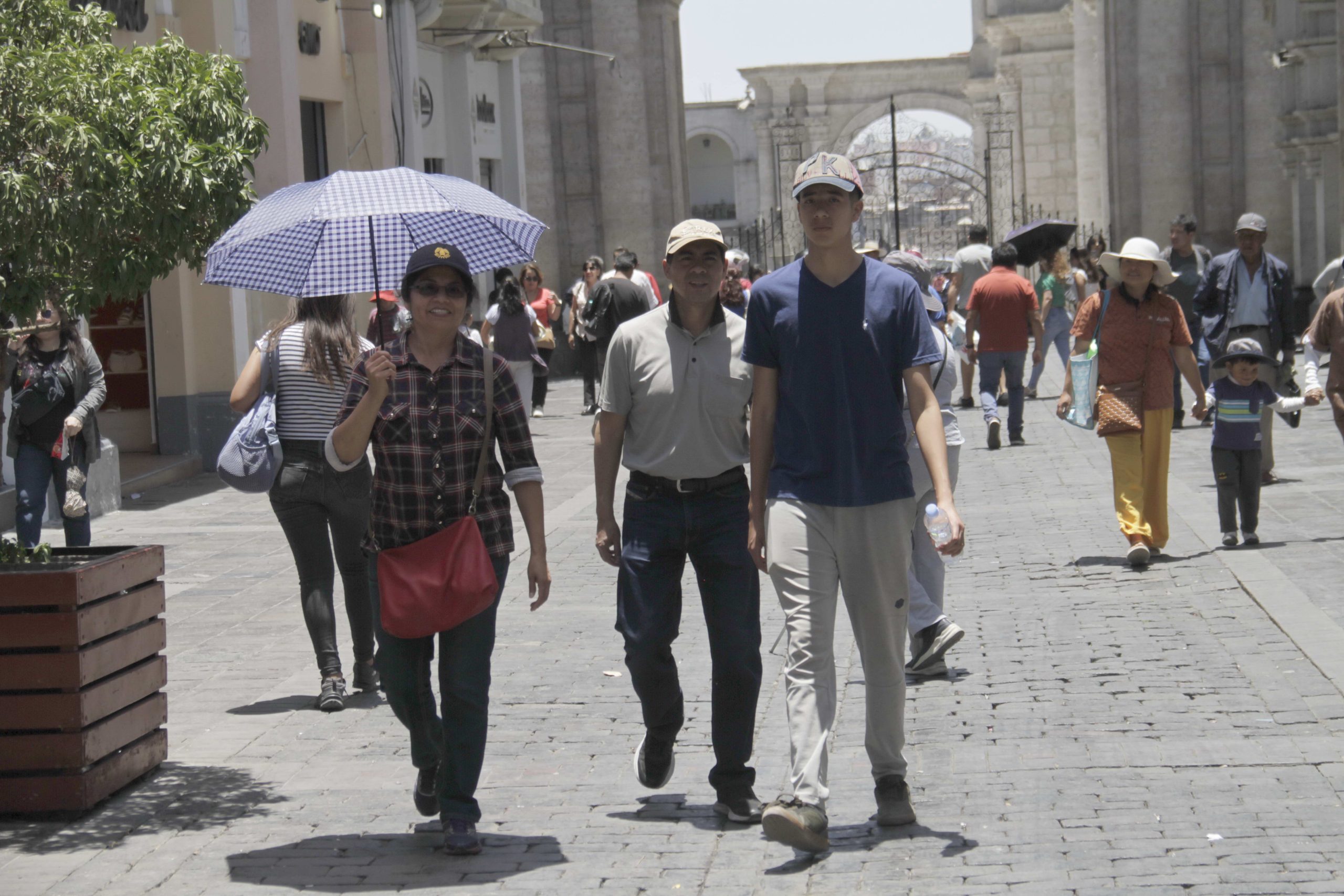 Arequipa afronta de intenso calor y elevada radiación UV