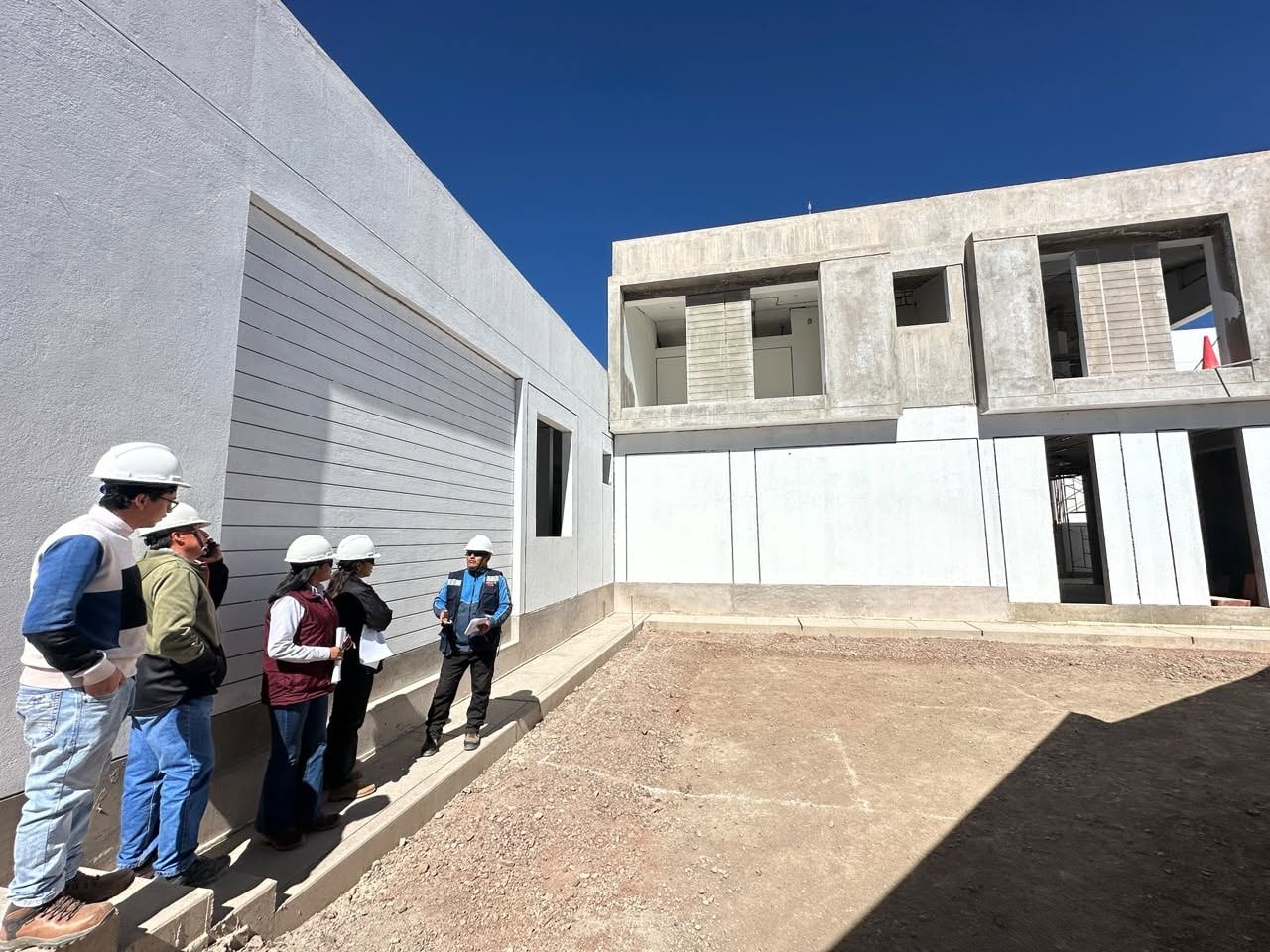 Ejecutoras abandonan obras en Caylloma y dejan culminación en incertidumbre
