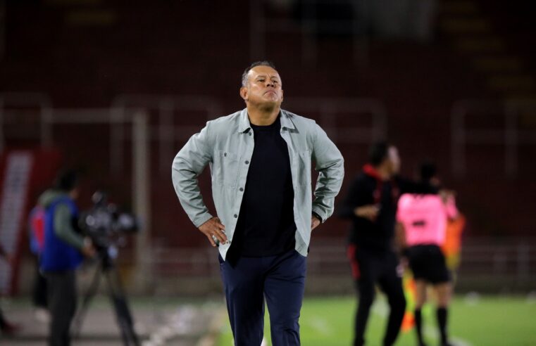 Juan Reynoso será entrenador del Necaxa en México