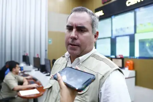 Ministro Belaúnde pide priorizar intereses del país ante debate por facultades
