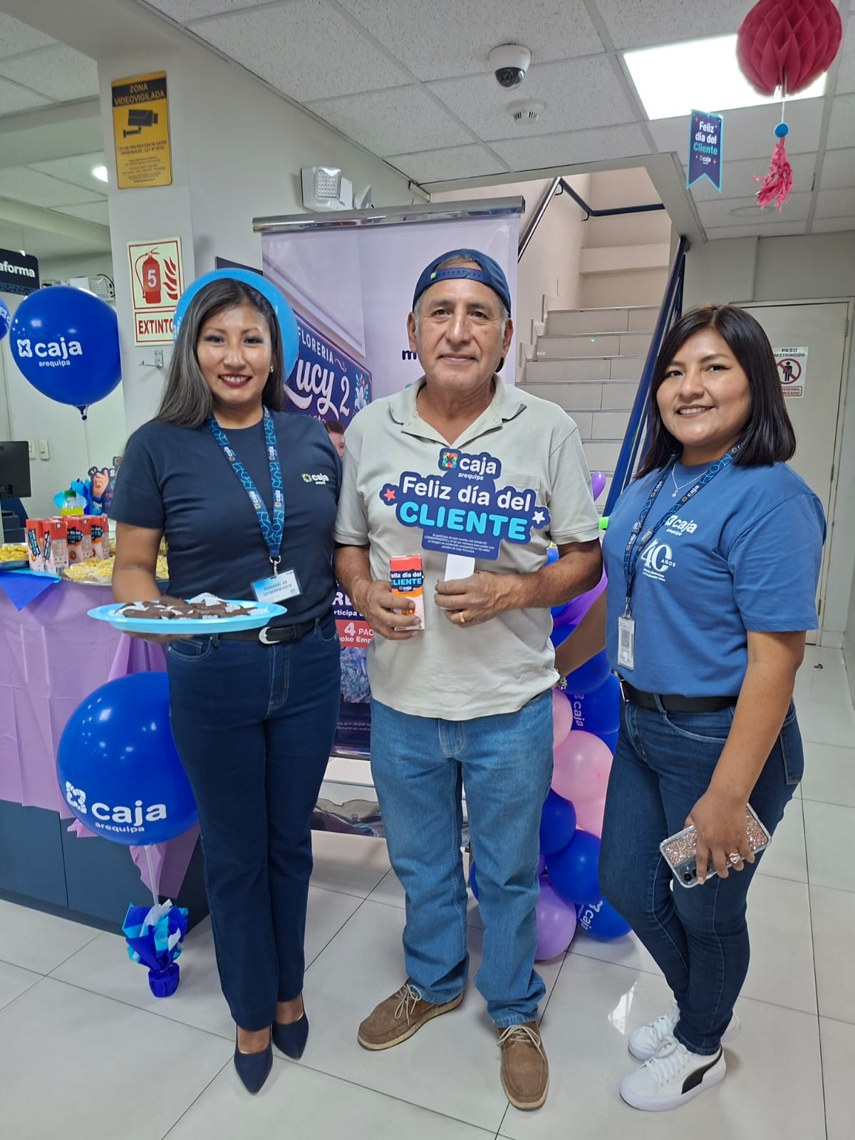 Caja Arequipa celebró el Día del Cliente en todas sus agencias