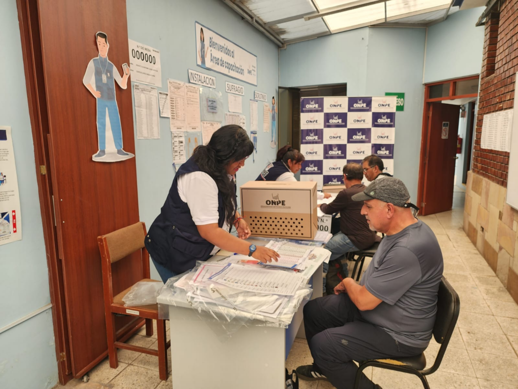 Solo el 50% de miembros de mesa se capacitó en Arequipa
