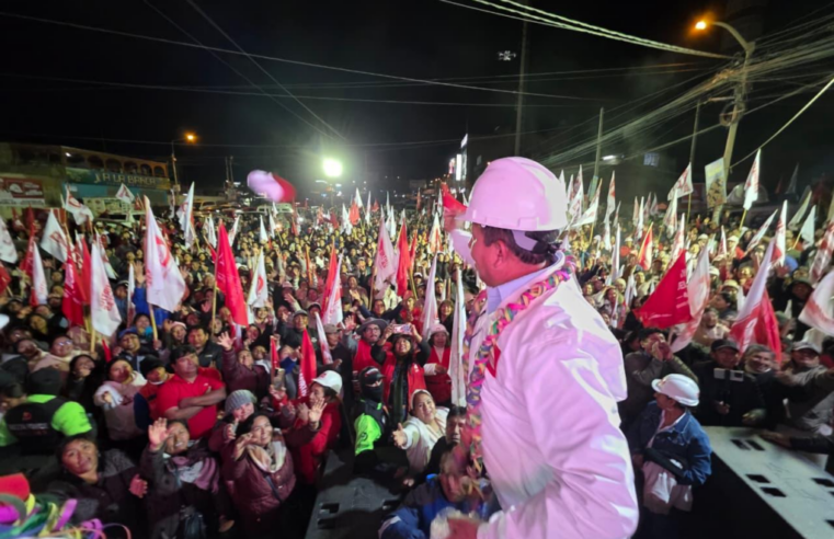 Alfredo Benavente: «me casaré con cada uno de los arequipeños