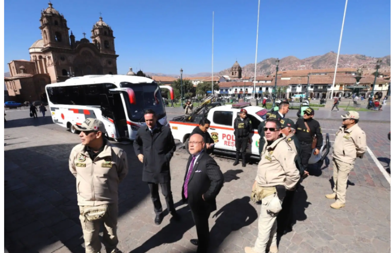 Hasta 3 000 policías reforzarán la seguridad durante visita del papa León XIV