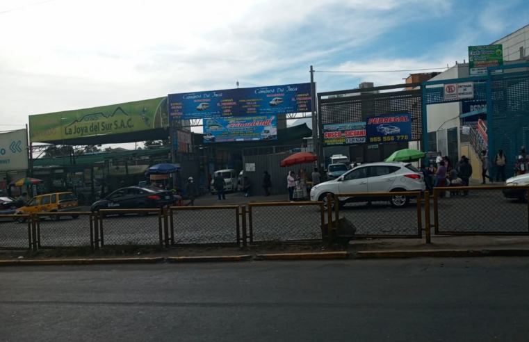 Demandan clausura de terminal informal que opera en la avenida Avelino Cáceres