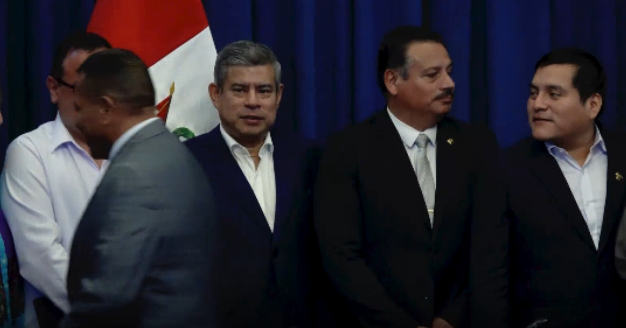 Premier busca consensos para sacar adelante pedido de facultades legislativas
