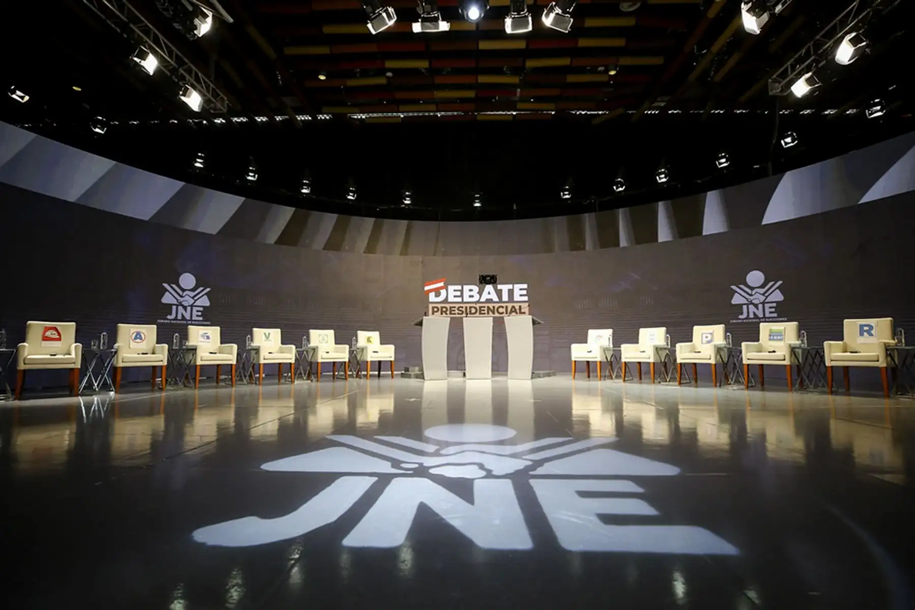 JNE organiza 25 debates regionales para elecciones 2026