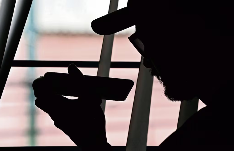 El precio de vivir bajo amenaza